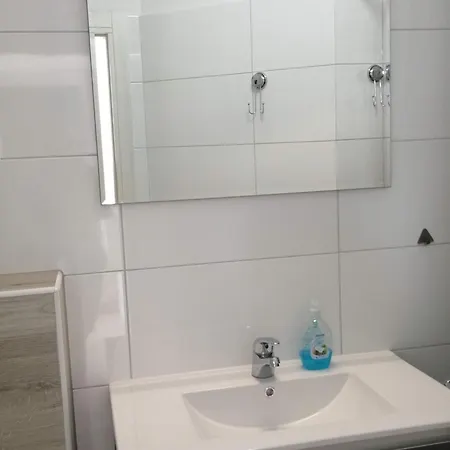 Seaside Sanda - One Bedroom 3 Апартаменты Рогозница