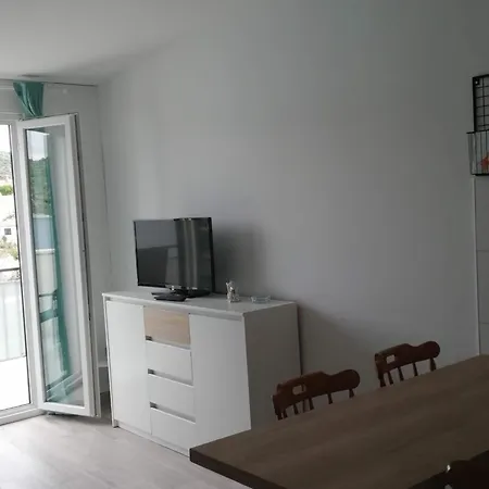 Apartment Seaside Sanda - One Bedroom 3