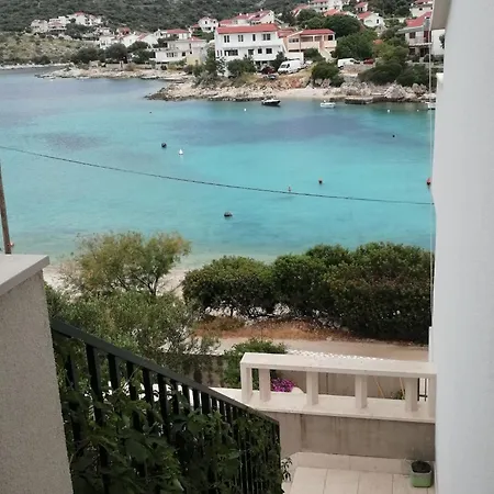 Seaside Sanda - One Bedroom 3 Апартаменты Рогозница