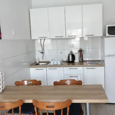 Seaside Sanda - One Bedroom 3 Апартаменты